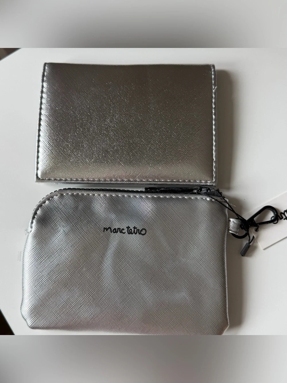Marc Tetro Cat Travel Set Pouch Passport Holder Metallic Silver